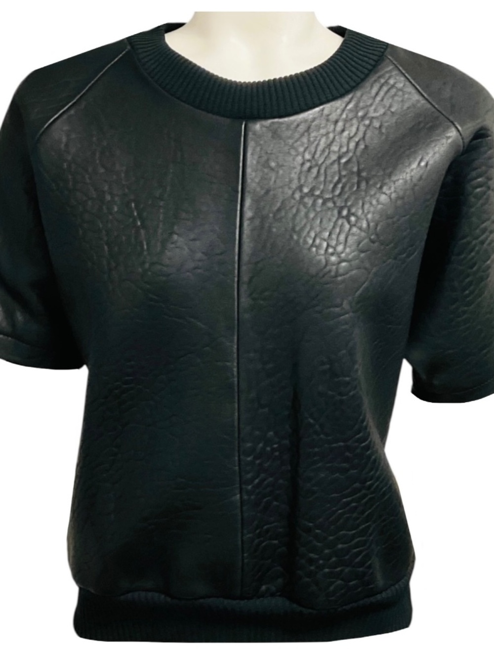 VERA WANG COLLECTION BLACK LAMB LEATHER SHORT SLEEVED TOP